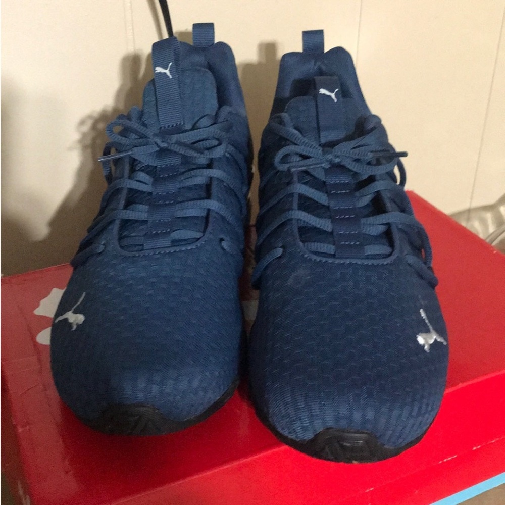 Men puma shoes